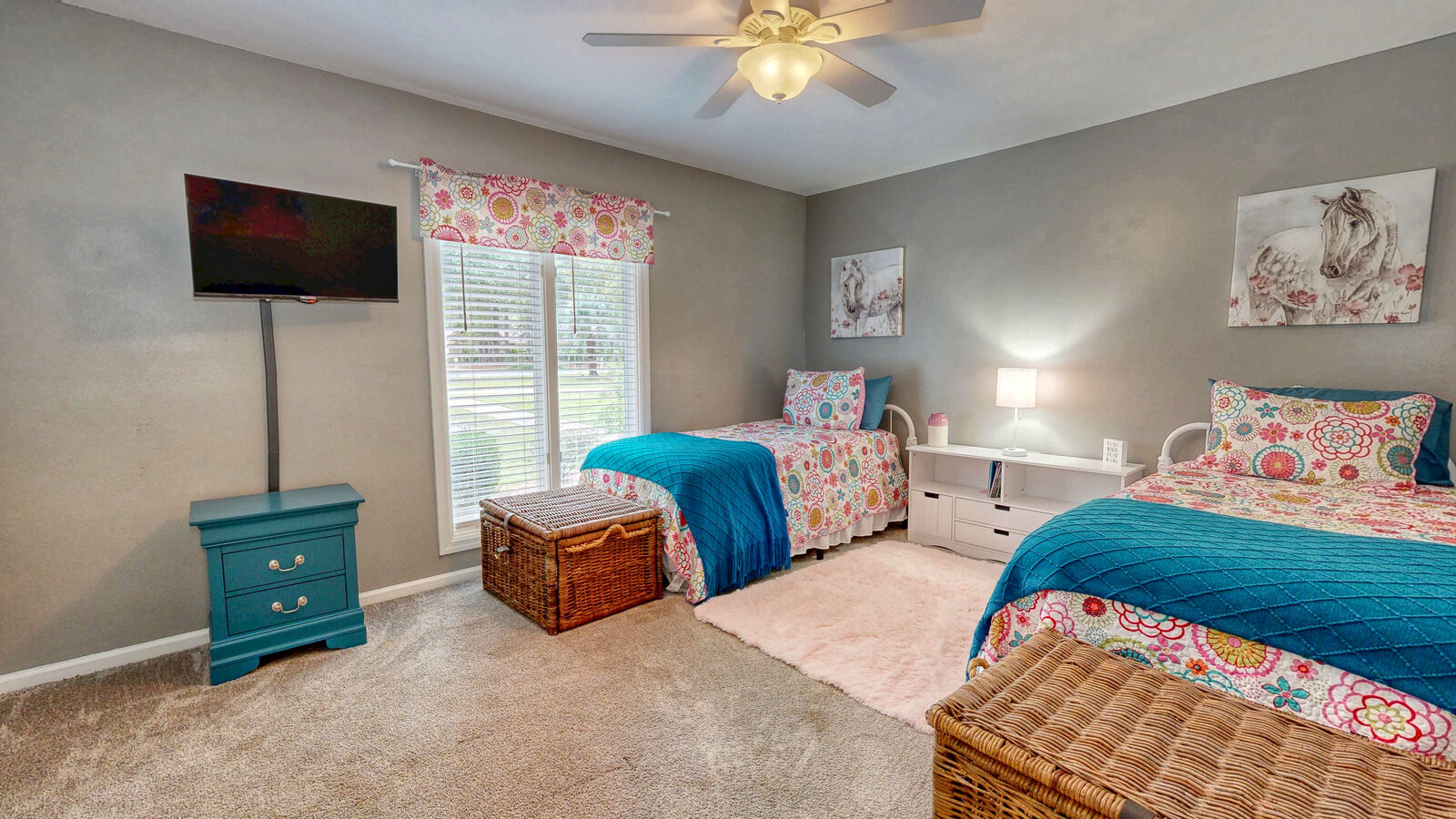 Guest bedroom at 129 Palmetto Drive, Rincon GA