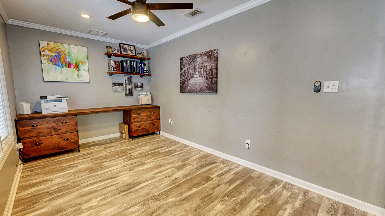 135 square foot home office at 129 Palmetto Drive